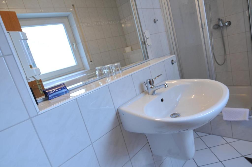 Hotel Bergischer Hof Windeck Værelse billede