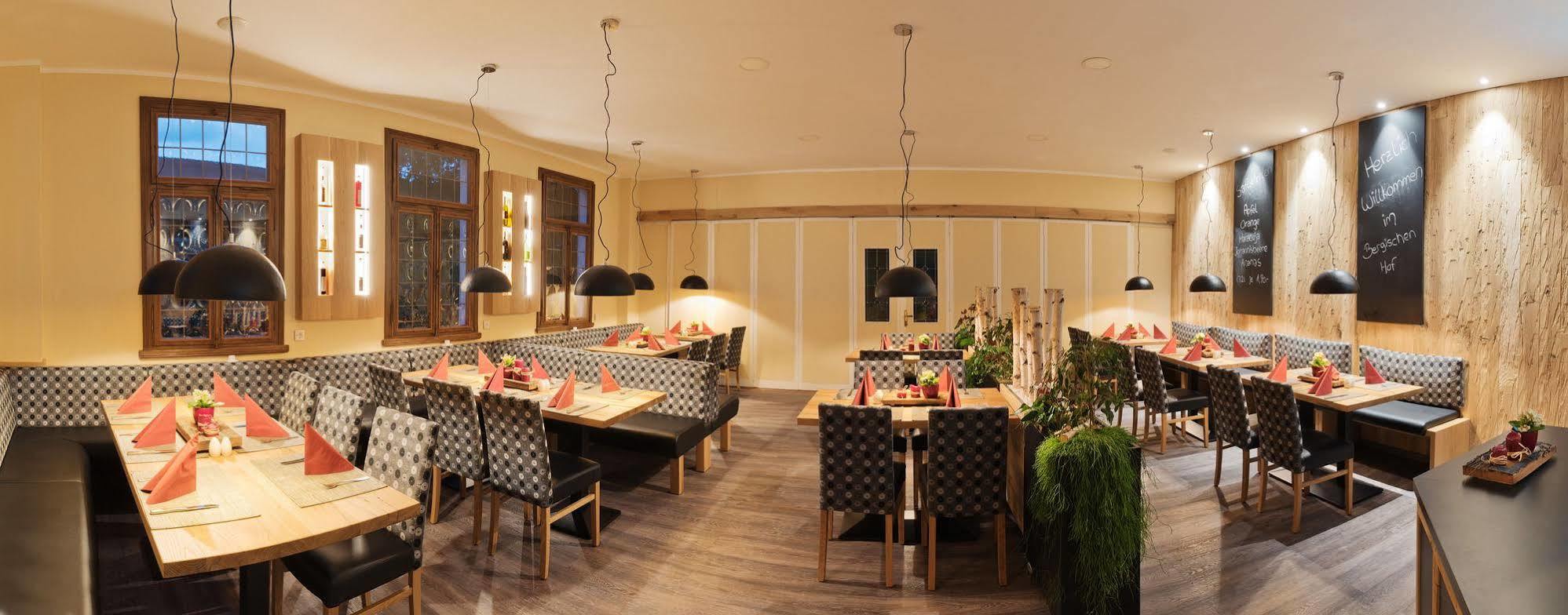 Hotel Bergischer Hof Windeck Eksteriør billede